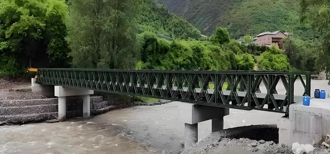 Steel Pedestrian Bridges and Bailey Systems