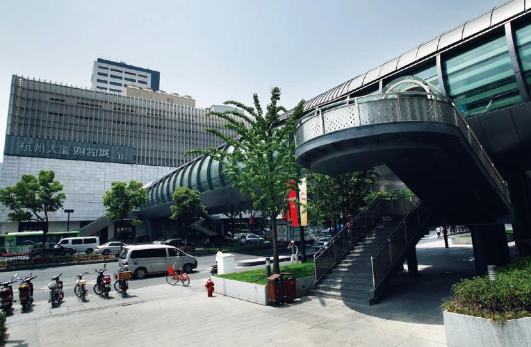 Top Pedestrian Bridges Manufacturers and Suppliers in Italy