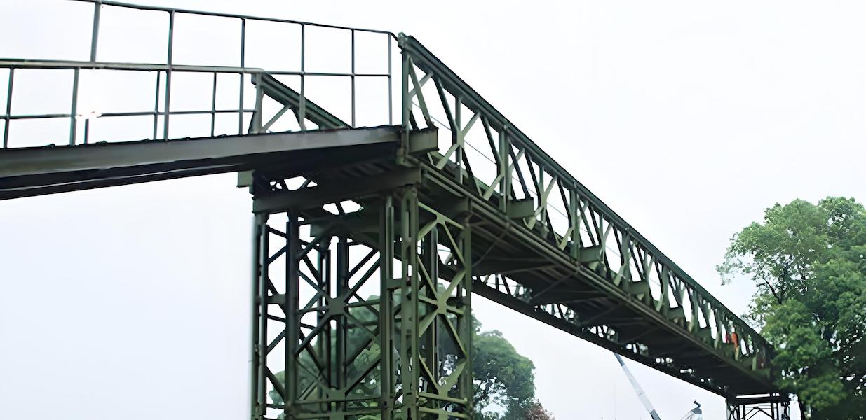 modular pedestrian bridges Manufactures