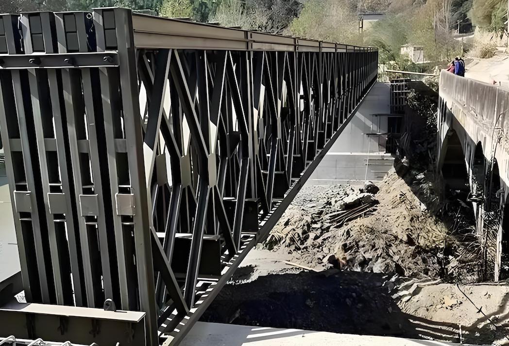bailey bridge 