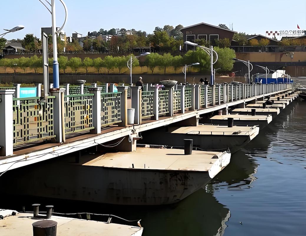 steel floating bridge