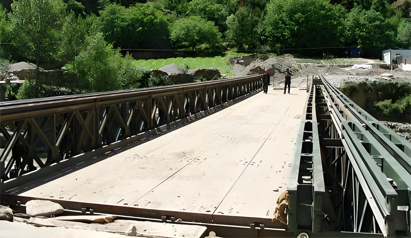 bailey bridge