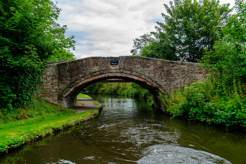 how tall triboro bridge foot path_2