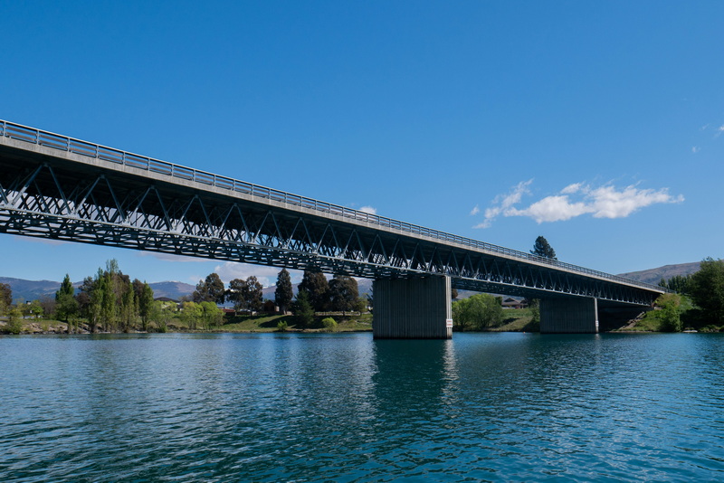 How Does The Lionel FasTrack Truss Bridge Compare To Other Bridges