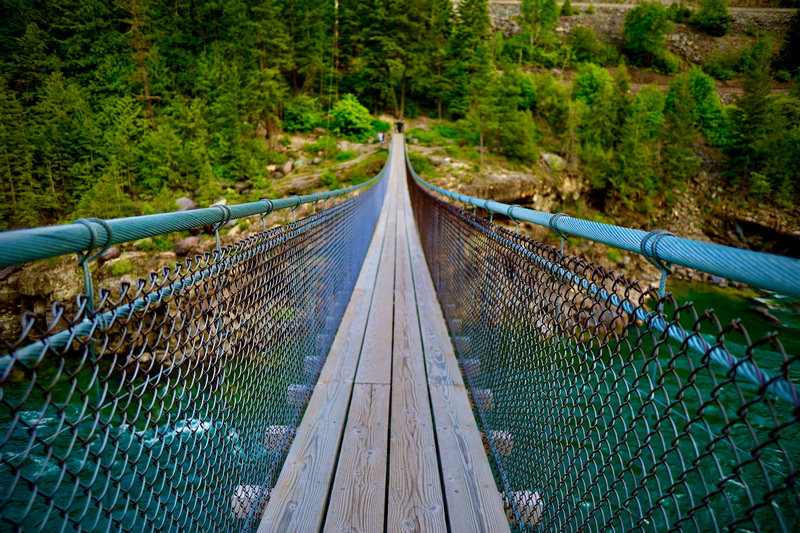 What Safety Features Does Commons Park Denver CO Foot Bridge Have
