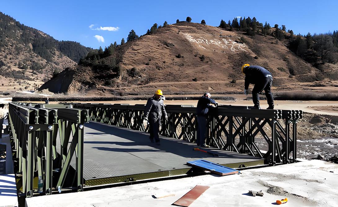 bailey bridge