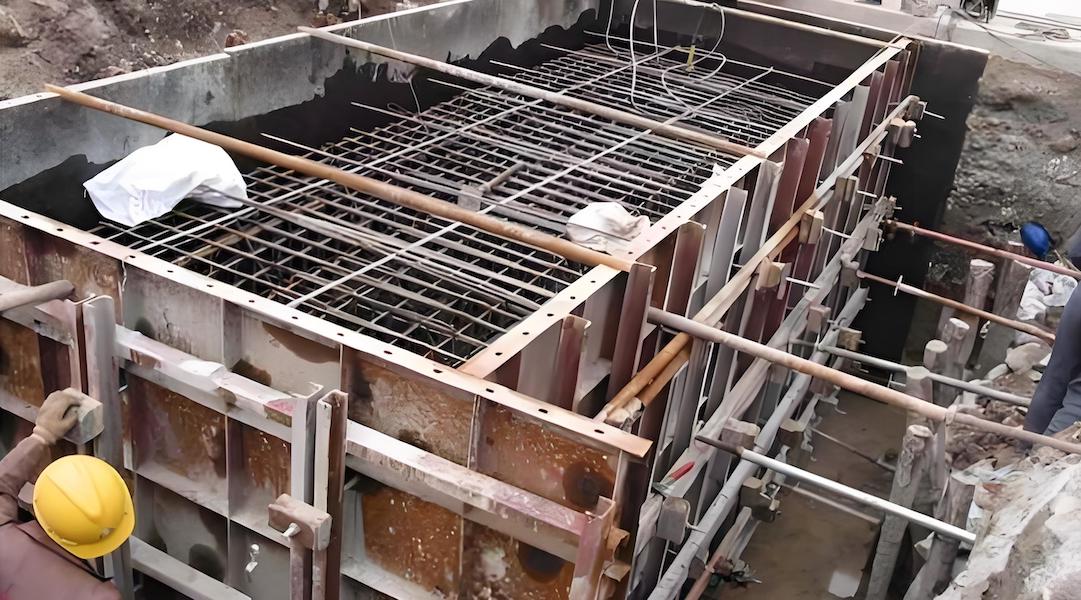 Deep Foundation Pit Support Structures