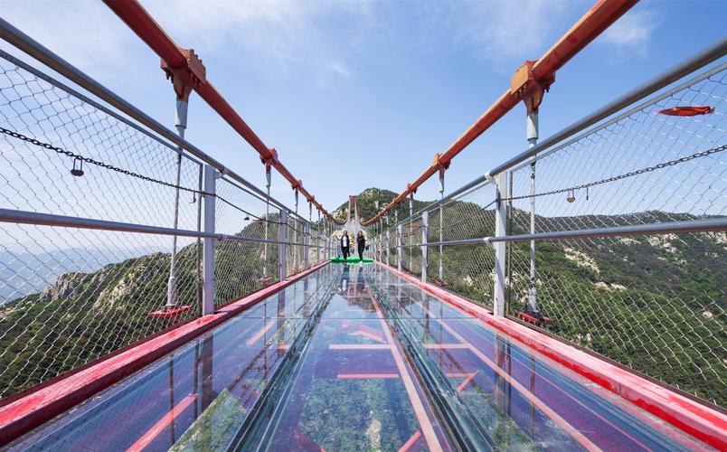  Suspended Pedestrian Bridge 