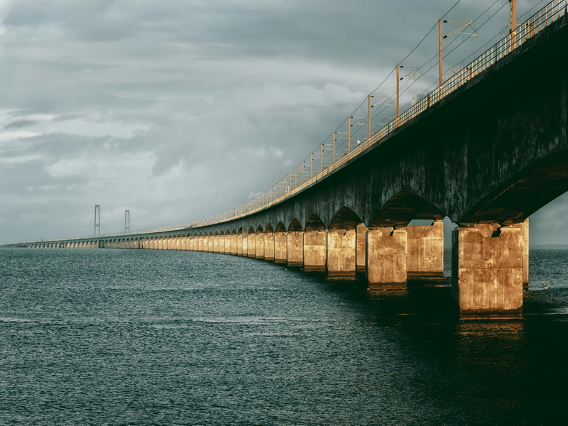 is the quebec bridge a truss bridge_1