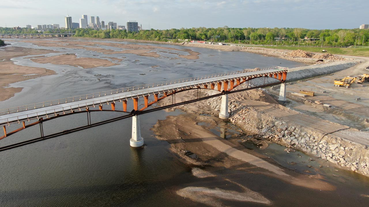 Pedestrian Bridge (2)