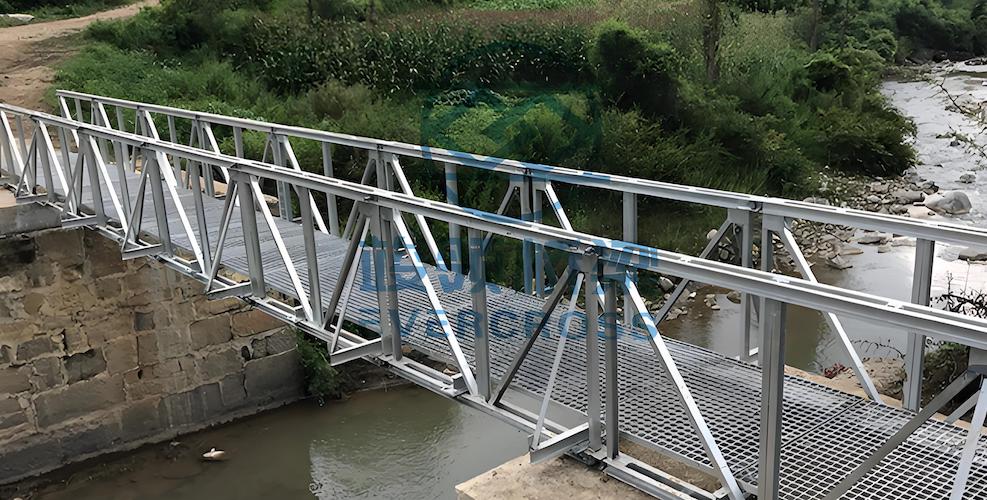 Steel Footbridge Manufacturers