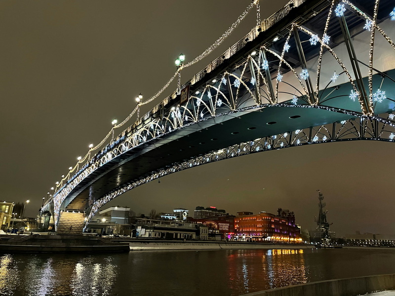 what is a truss bridge weakness_1