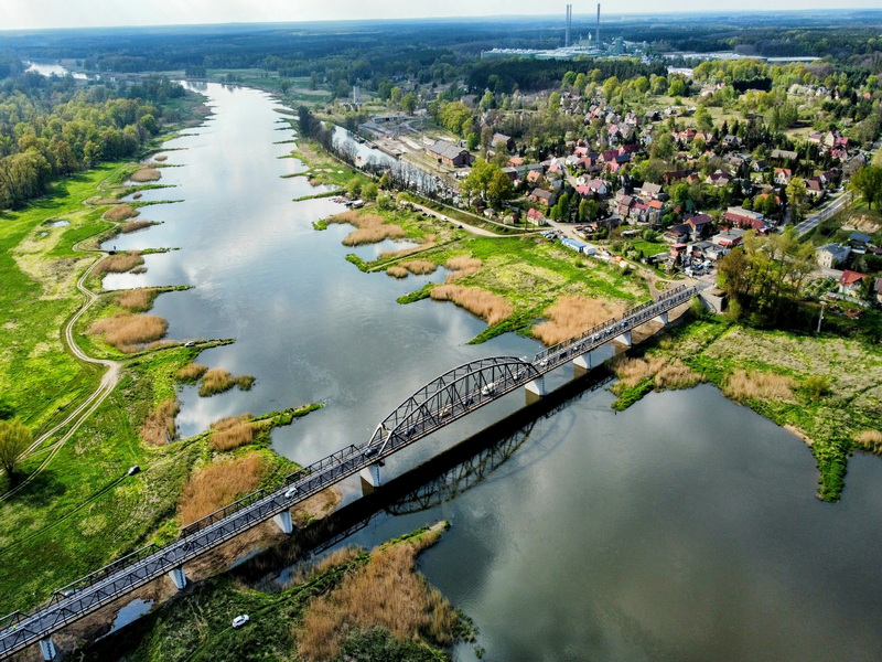 is the quebec bridge a truss bridge_2