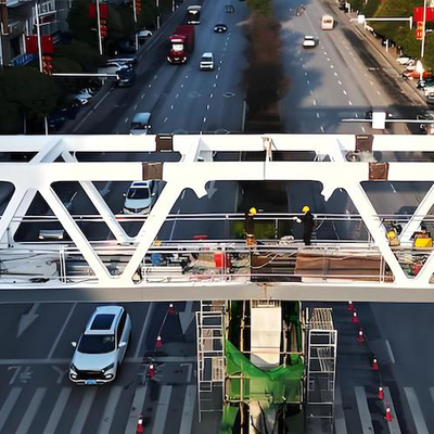 China Steel Truss Pedestrian Bridge Manufacturers1.jpg
