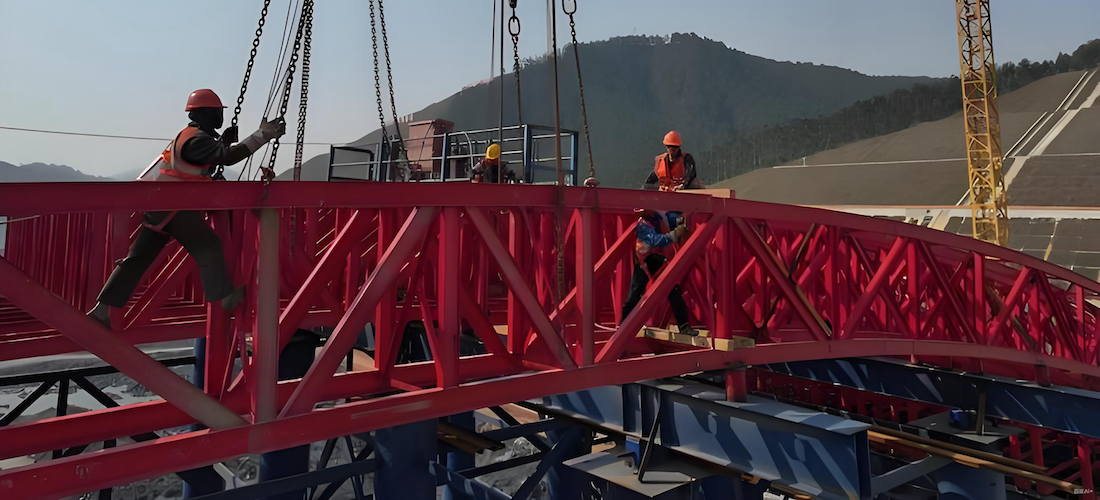 Steel Pedestrian Bridge Manufacturers