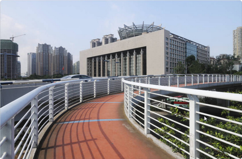what is the longest pedestrian bridge in the world_3