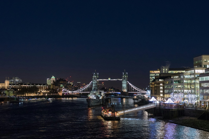how tall triboro bridge foot path_1