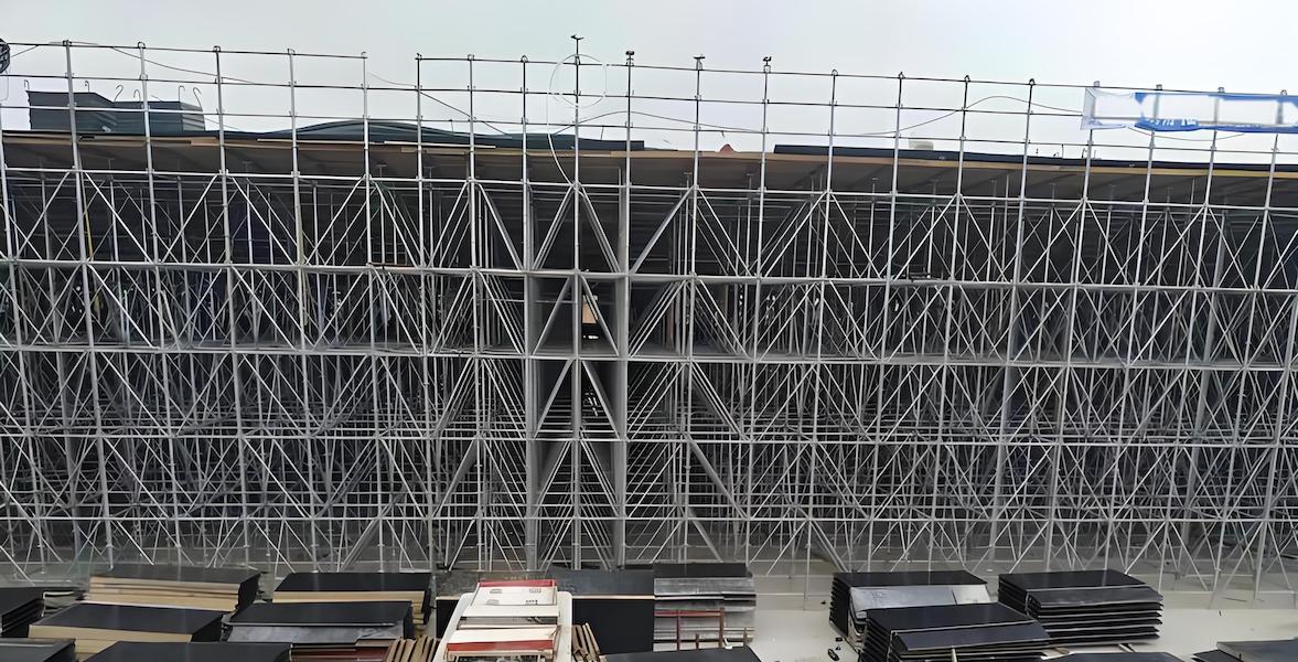 Temporary Scaffold Bridges