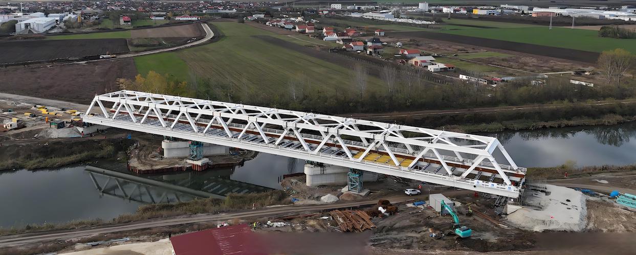 Modular Steel Truss Bridges