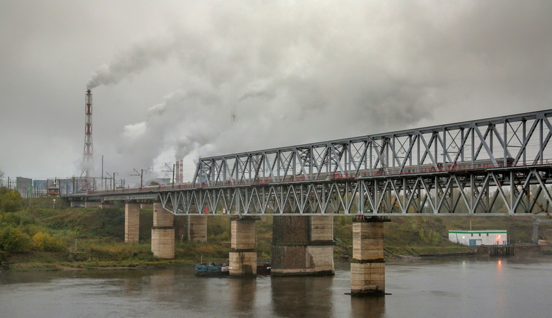 what is a truss of a suspension bridge_3