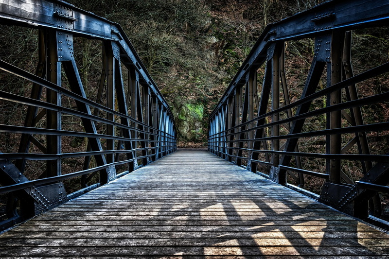 Top Steel Bridge Manufacturers and Suppliers In Canada.jpg