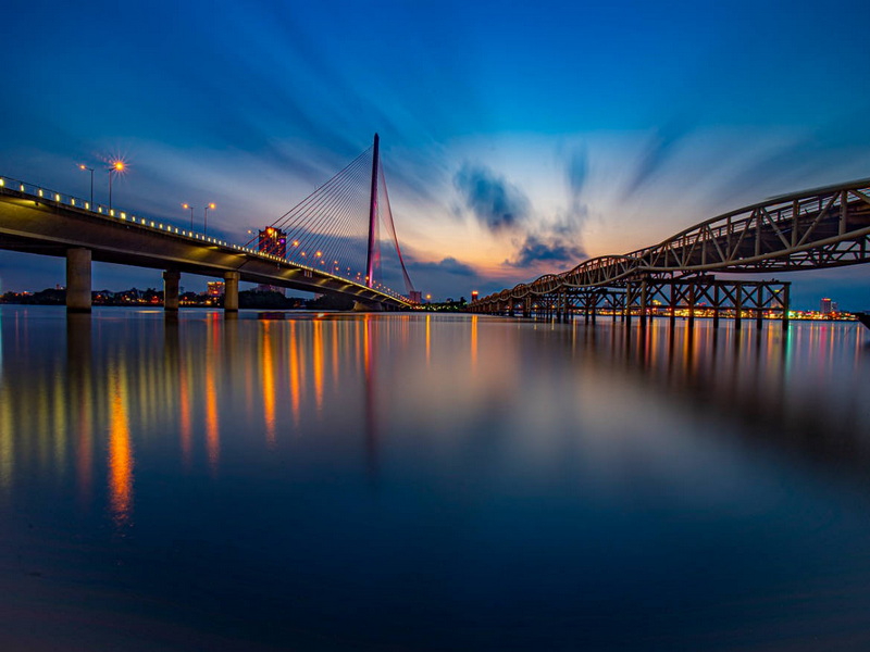 What Holds Up A Truss Bridge-_3.jpg