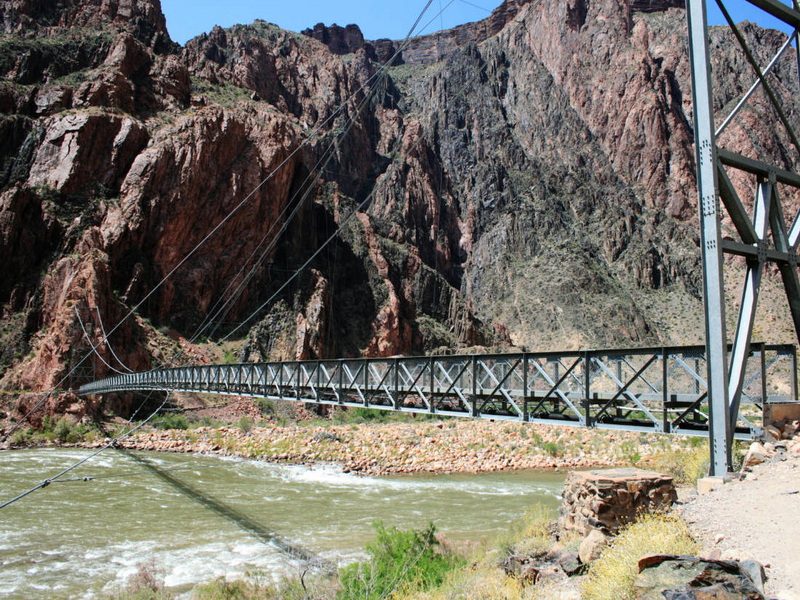 What Are The Most Beautiful Foot Bridge Images in The World