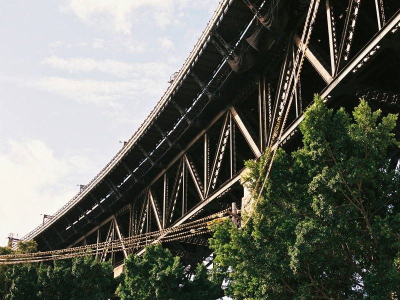 how to make a warren truss toothpick bridge_2