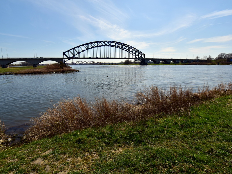 is the triborough bridge a truss bridge_3