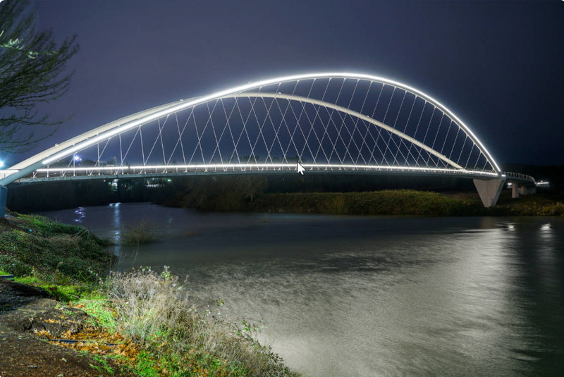 a footbridge is 5 feet wide_1