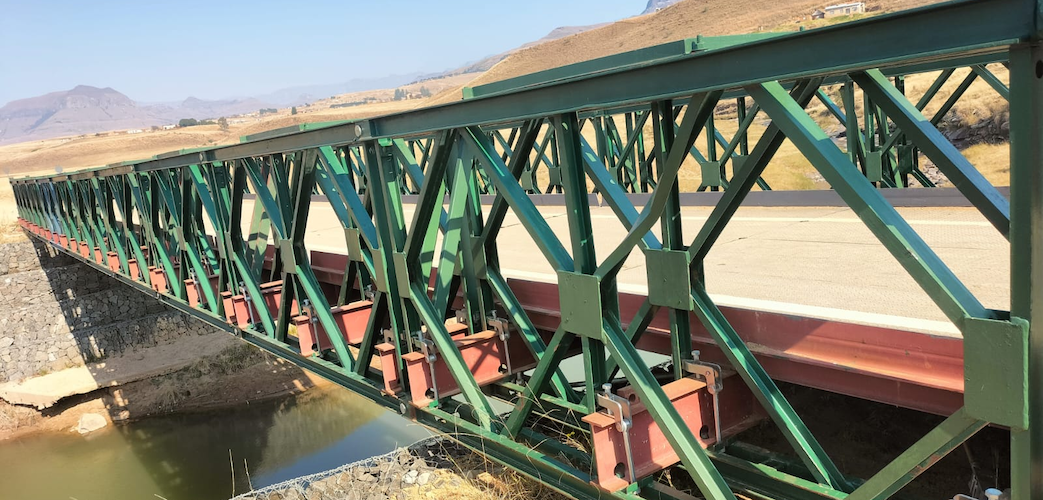 Custom Small Steel Bridge Manufacturers