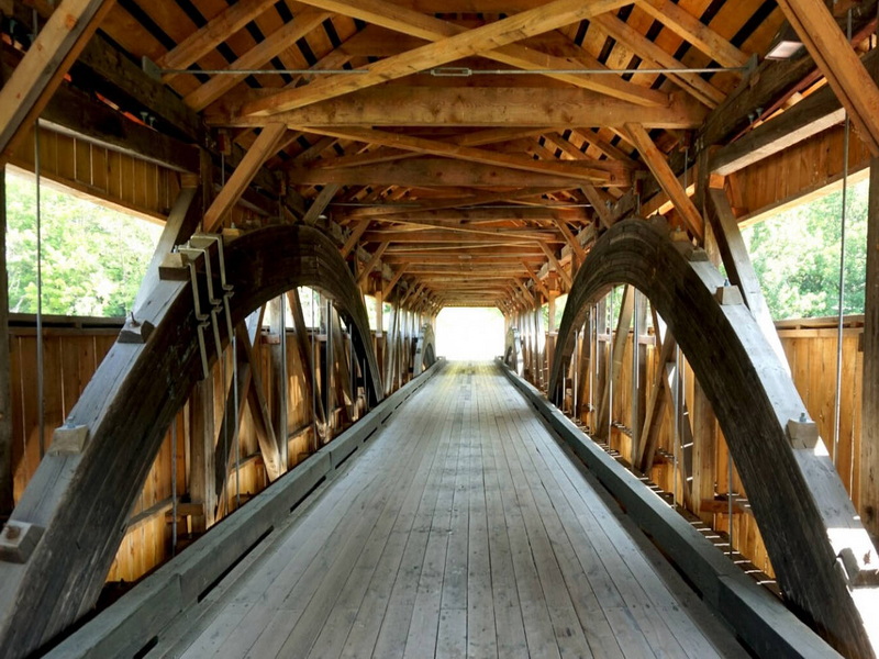 How Are Foot Bridges in Gatlinburg Designed To Blend with Nature