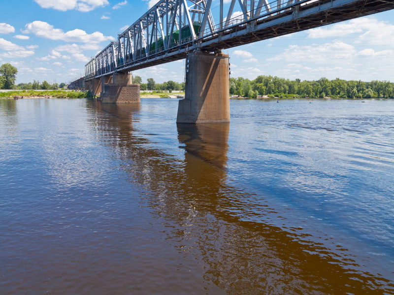 What Is A Box Truss Bridge And How Is It Constructed.jpg