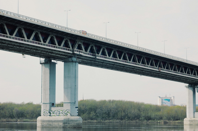 Qual è il design del ponte di capriata più stabile e Why.jpg