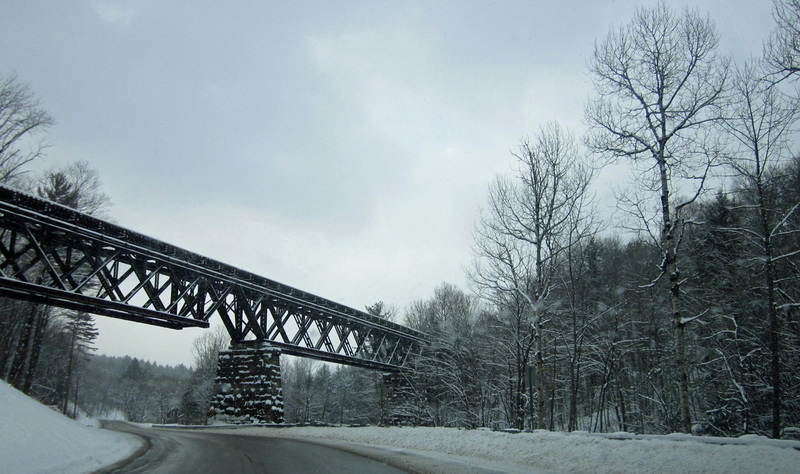 what do you call the top of a truss bridge_2