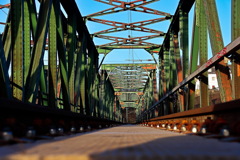 green steel bridge_1
