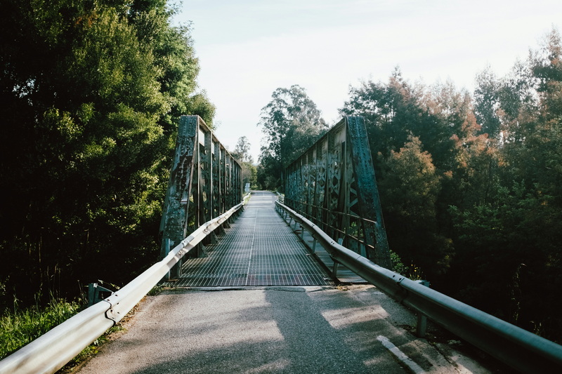 how many time take cross the golden bridge by foot_1