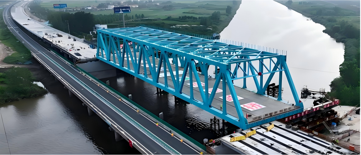 Custom Bailey Beams on Truss Bridges