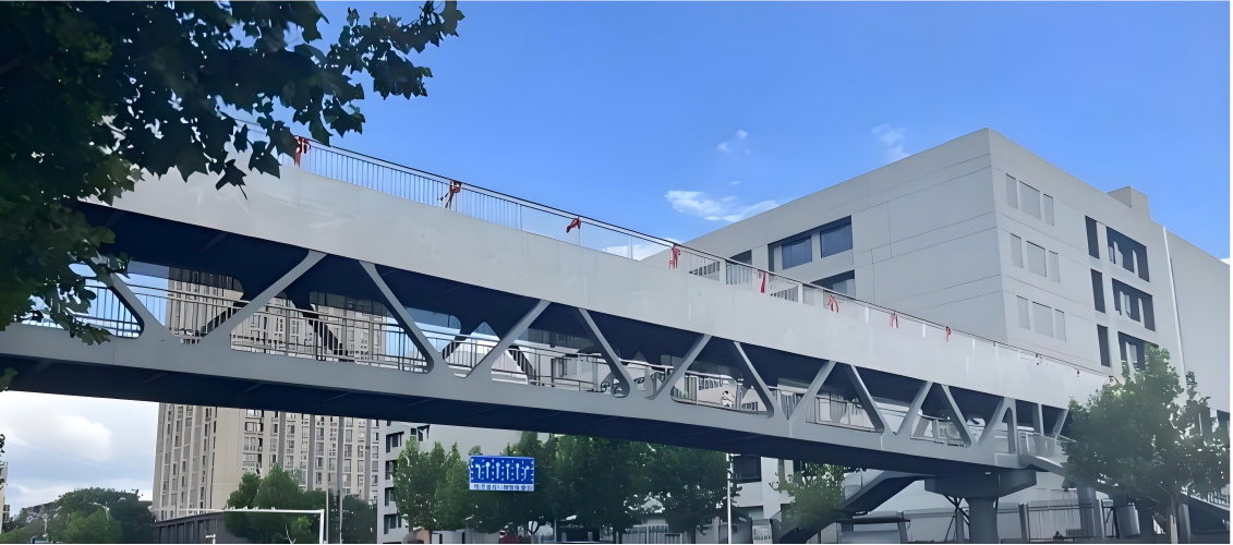 Steel Pedestrian Bridge Manufacturers