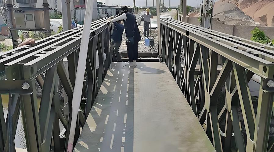 Bridge Deck of Bailey Bridges