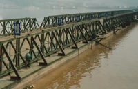 //iororwxhmqkplp5m.ldycdn.com/cloud/prBpmKrklkSRplokljkojp/steel-pontoon-bridge.jpg